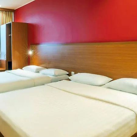 Hotel Leonardo Salzburg Airport Wals-Siezenheim
