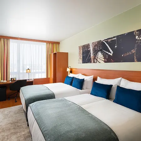 Leonardo Salzburg Airport Wals-Siezenheim