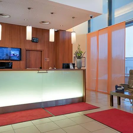 Leonardo Salzburg Airport ヴァルス