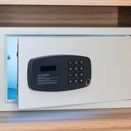 Leonardo Salzburg Airport Wals-Siezenheim