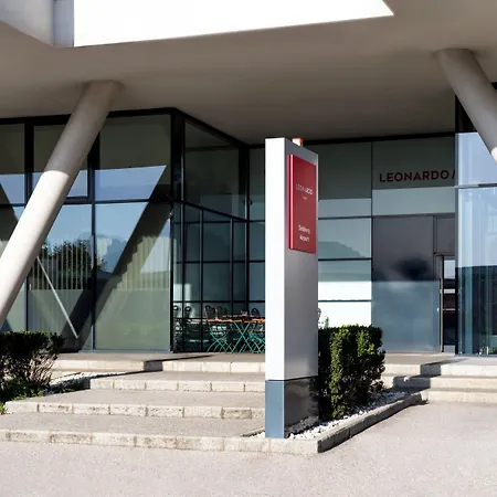 מלון Leonardo Salzburg Airport