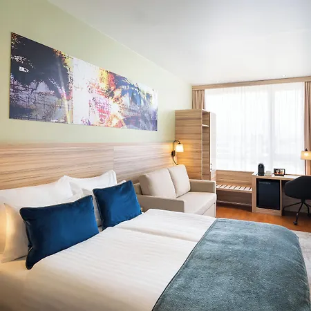 Leonardo Salzburg Airport Hotel Wals-Siezenheim