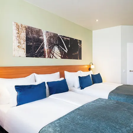 Leonardo Salzburg Airport 酒店 4*