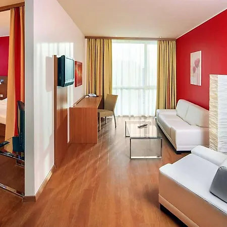 Hotel Leonardo Salzburg Airport