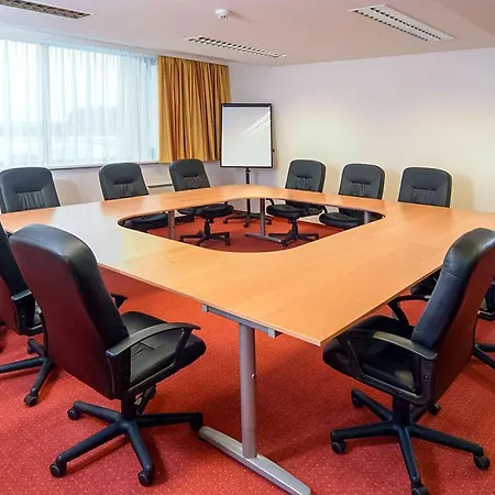 Leonardo Salzburg Airport 4* Wals-Siezenheim