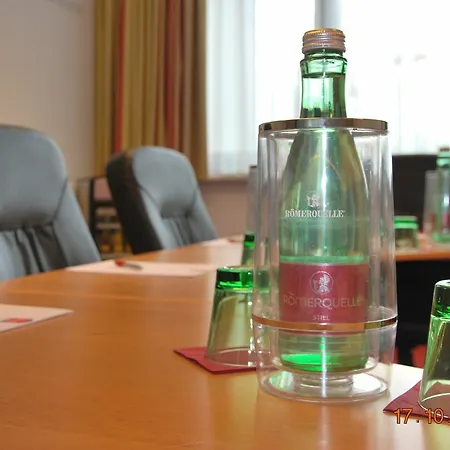 Hotel Leonardo Salzburg Airport