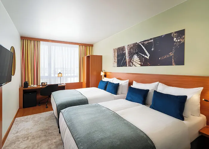 فندق Leonardo Salzburg Airport 4*